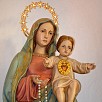 Particolare della Statua della Madonna con Bambino